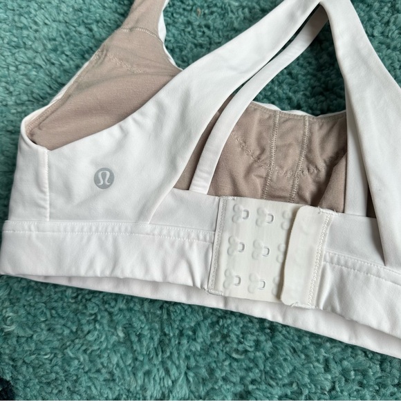 Lululemon Stash It All Bra - Picture 6 of 9